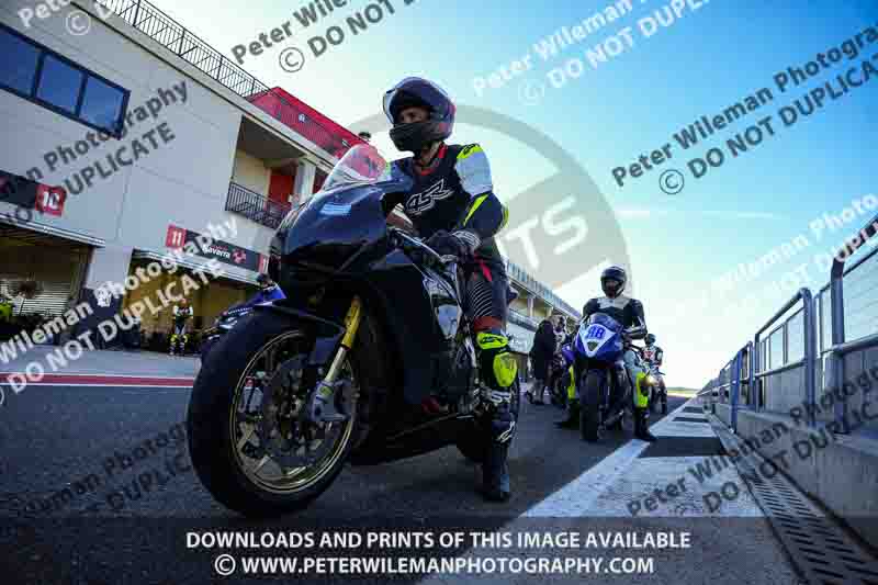 cadwell no limits trackday;cadwell park;cadwell park photographs;cadwell trackday photographs;enduro digital images;event digital images;eventdigitalimages;navarra;no limits trackdays;peter wileman photography;racing digital images;trackday digital images;trackday photos